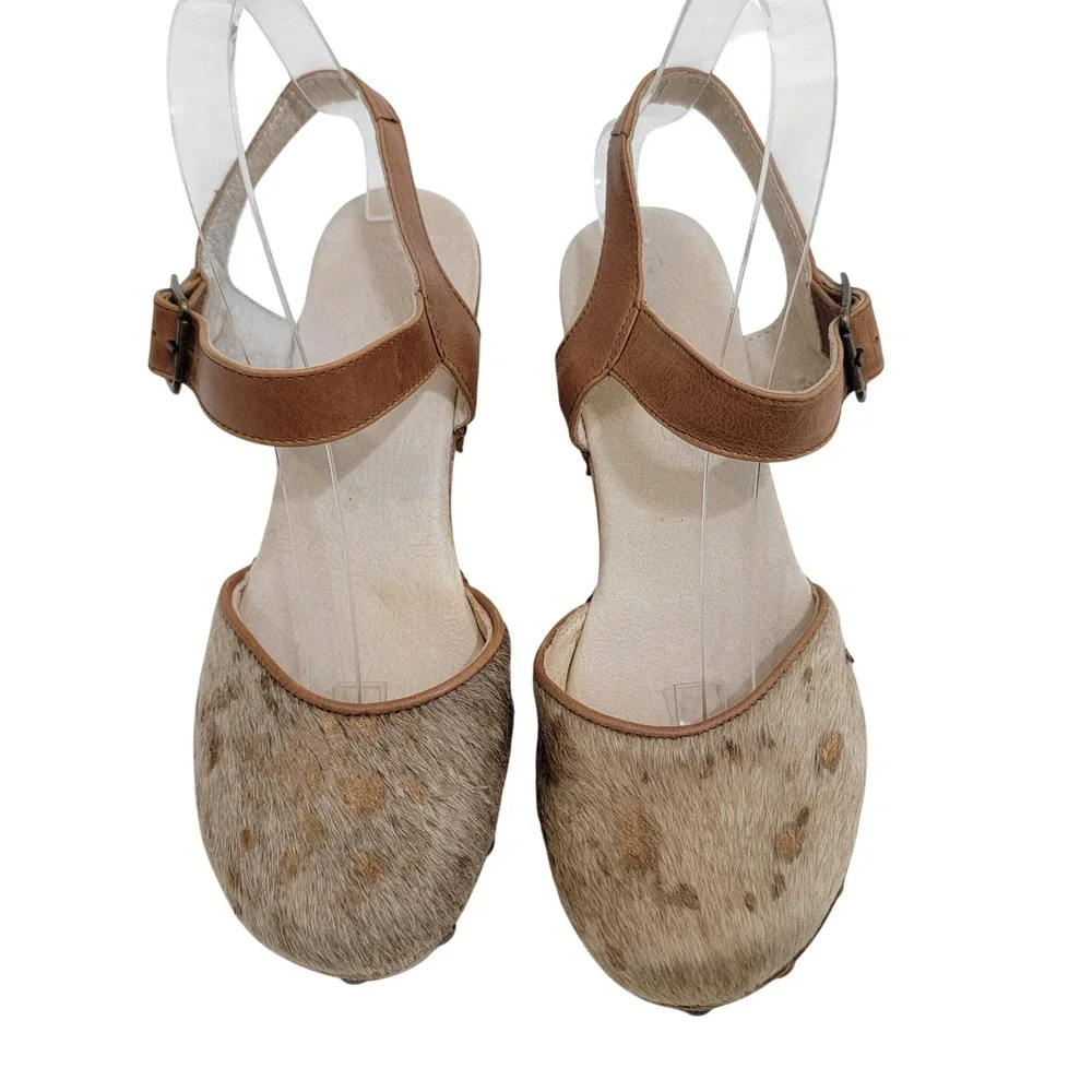 Five Worlds Womens 8 Brown Calf Hair Spotted Wood Wedge Platform‎ Clog Sandals